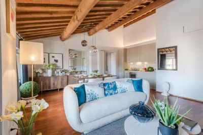 De Nobili Penthouse Apartment with Elevator in Lucca – Foto 10
